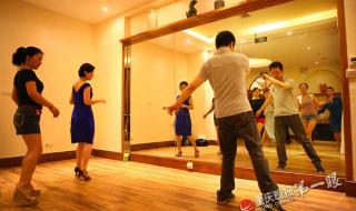 重庆莎莎舞是什么意思